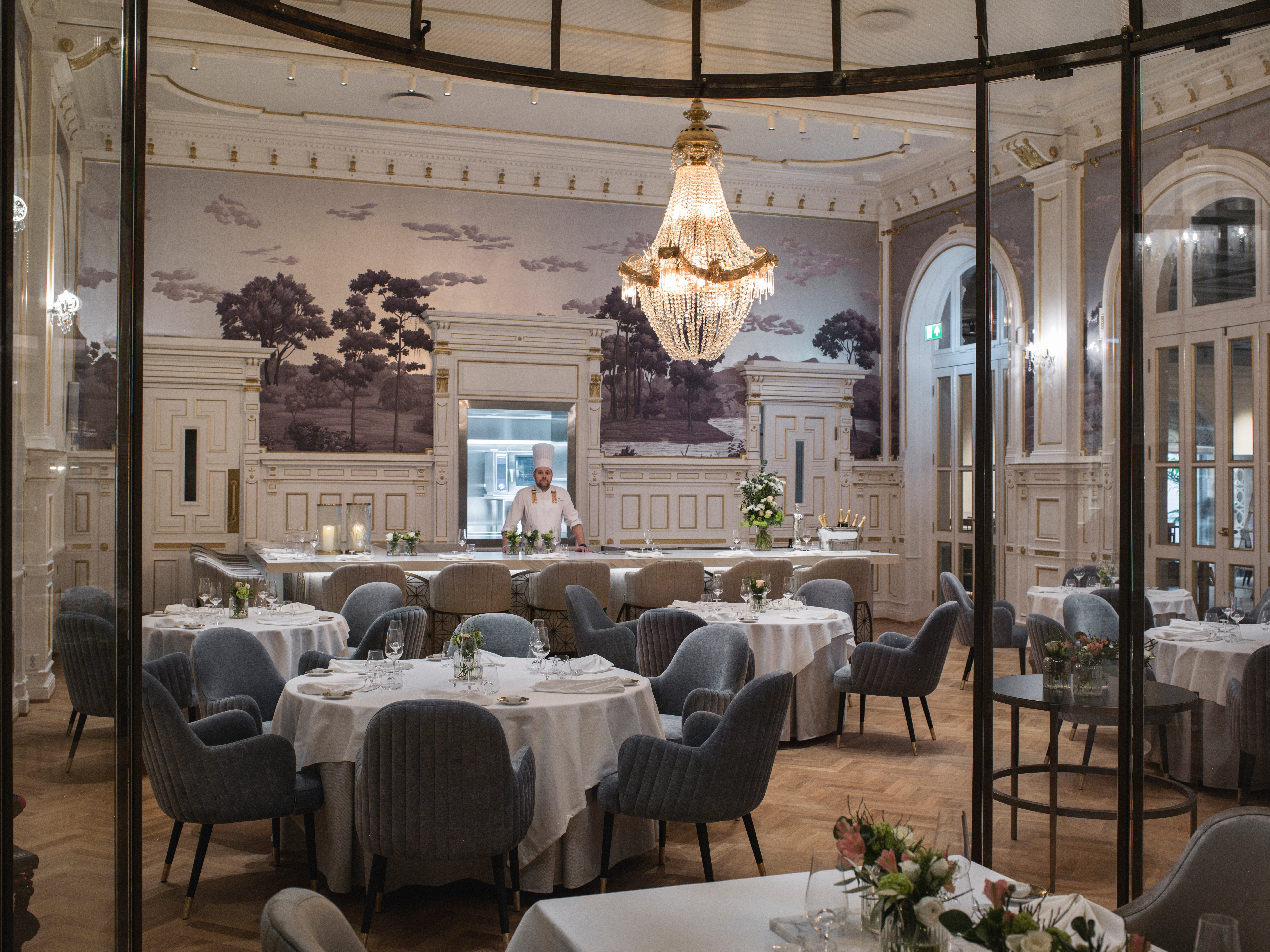(C)Metropolis arkitektur & design_BritanniaHotel_Speilsalen_photoDreyerHensley_interior