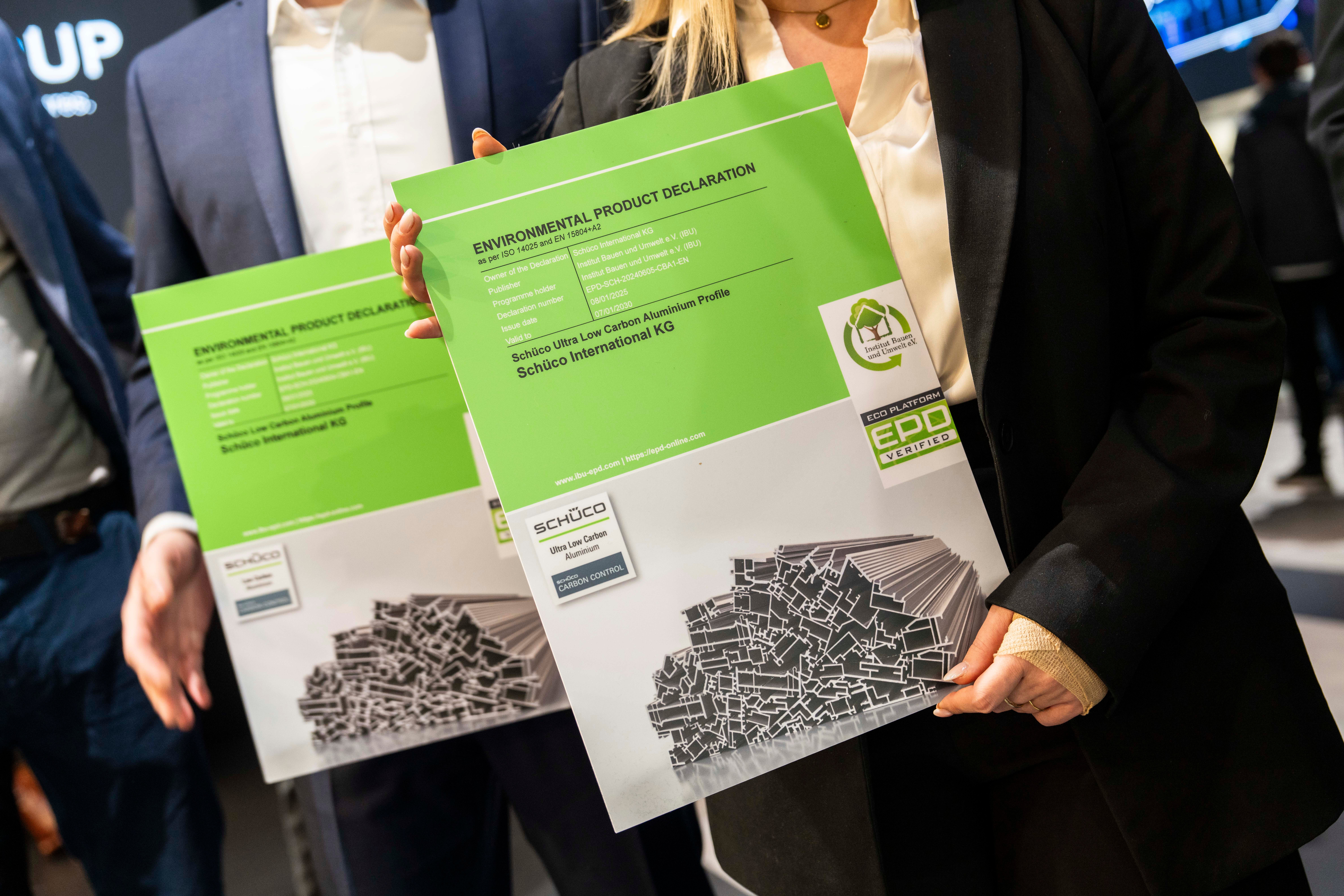 BAU_2025_VIP_Zertifikatuebergabe_07© SashMedia