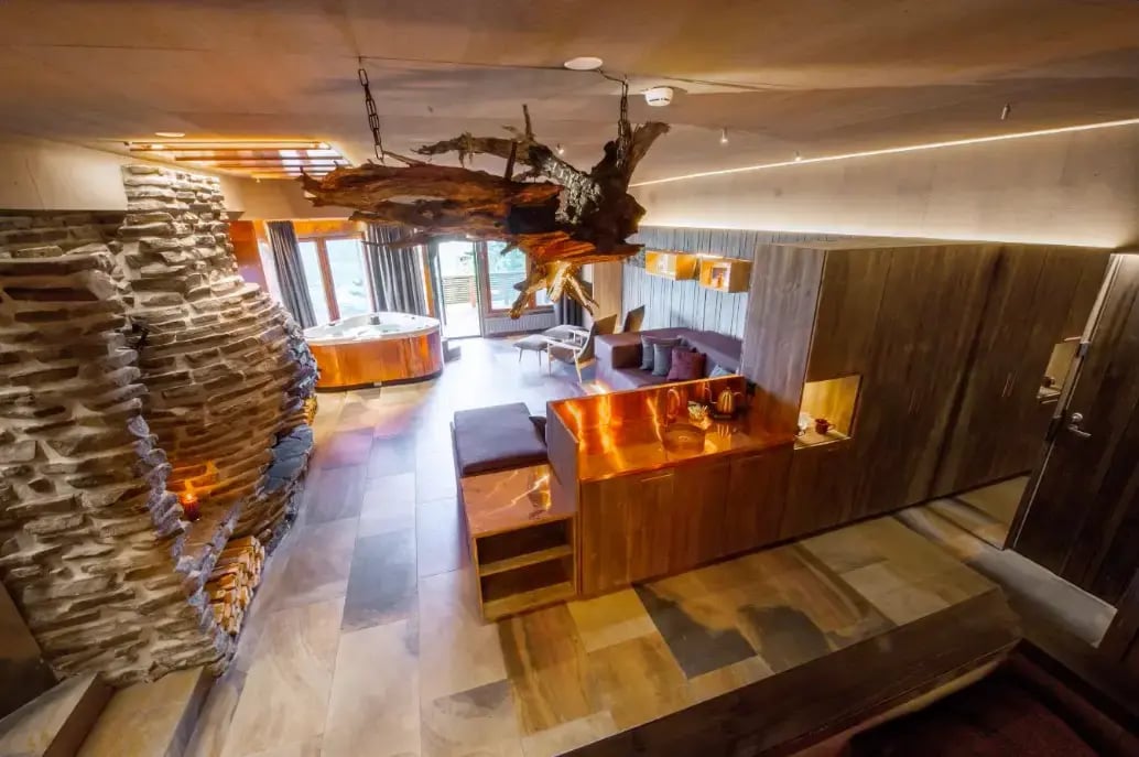 Karhunpesä suite in birdseye view.